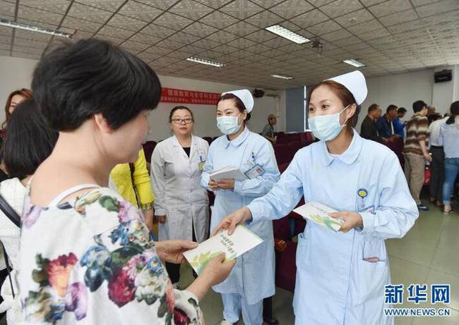 福建一医院急诊医护人员离岗睡觉